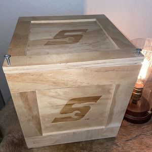 Snap-on #SSX18P119 Wooden Gift Box (Empty)